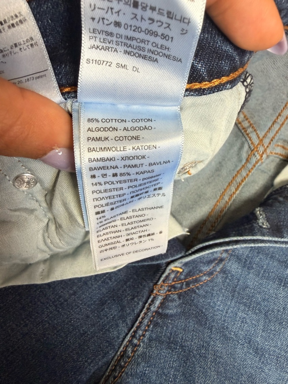 Levi’s Ribcage Straight Jeans Size 28 High Rise Button Fly Medium Wash - Picture 12 of 12